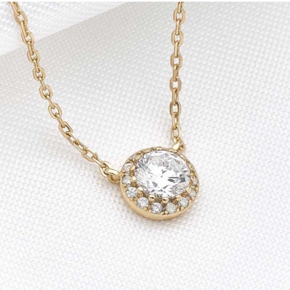 Swarovski Elements Jewelry - NWT Swarovski Elements Halo Necklace